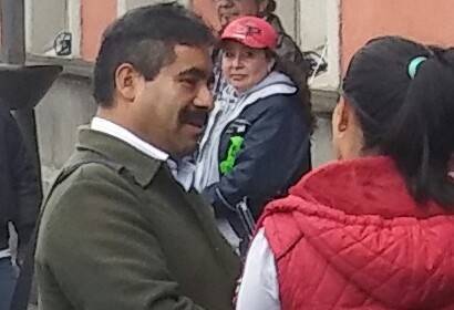 Fracasa acuerdo para reinstalar a docentes cesados