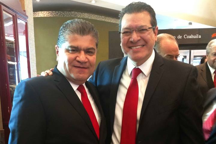 Asiste Marco Mena a toma de protesta del Gobernador de Coahuila
