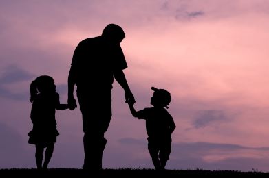Corazones rotos y padres solteros, cuando el machismo afecta a todos