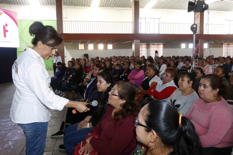Llega caravana día de las madres del DIF estatal a Ixtacuixtla
