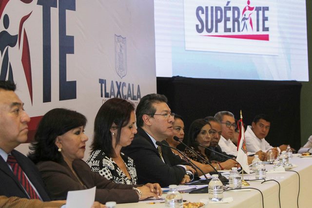 Marco Mena presenta “SUPÉRATE” para reducir al mínimo la pobreza extrema en Tlaxcala