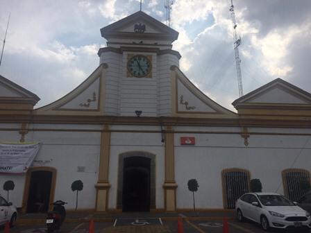 Pobladores de Ixtenco asaltan comandancia amparados en movimiento social