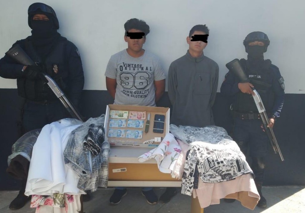 Policía Municipal de Zacatelco Detiene a dos presuntos asaltantes
