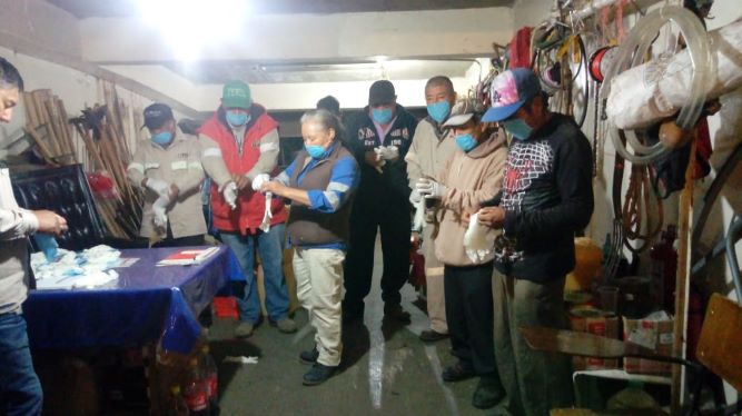 Acata personal capitalino medidas de higiene para evitar propagación de Covid-19