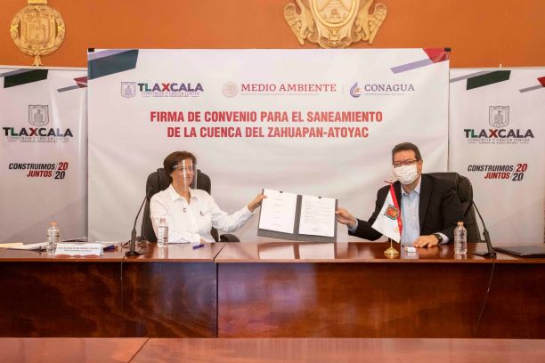 Marco Mena y Conagua firman convenio para saneamiento del Río Zahuapan