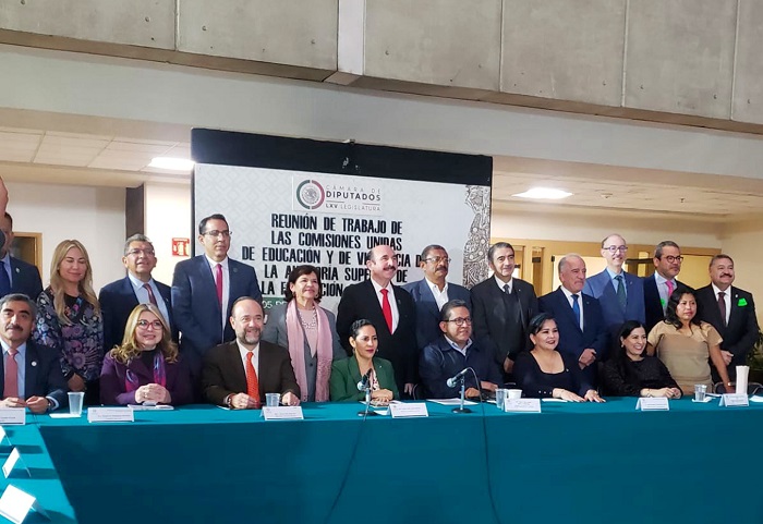 Cumple UATx con la entrega de estados financieros auditados