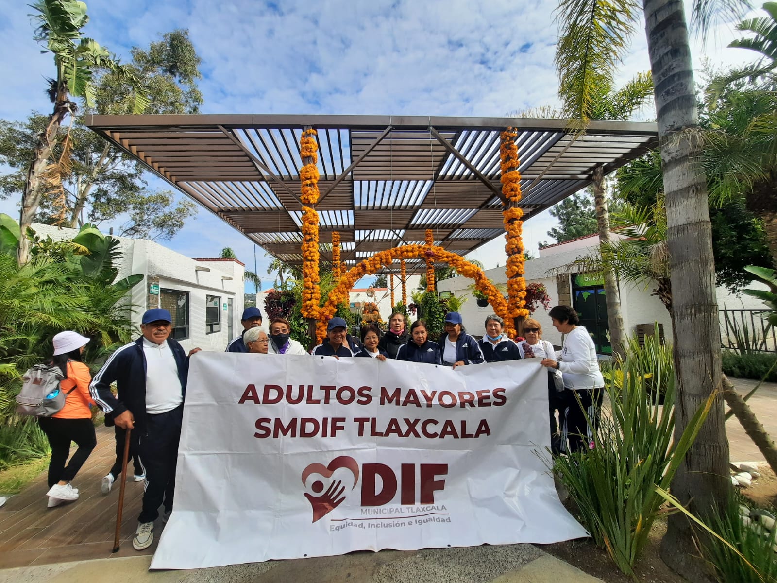 Adultos mayores de Tlaxcala Capital participan en acciones recreativas