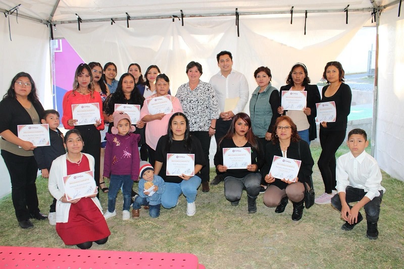 Impartirán curso en Tlaxcala Capital sobre colocación de pestañas