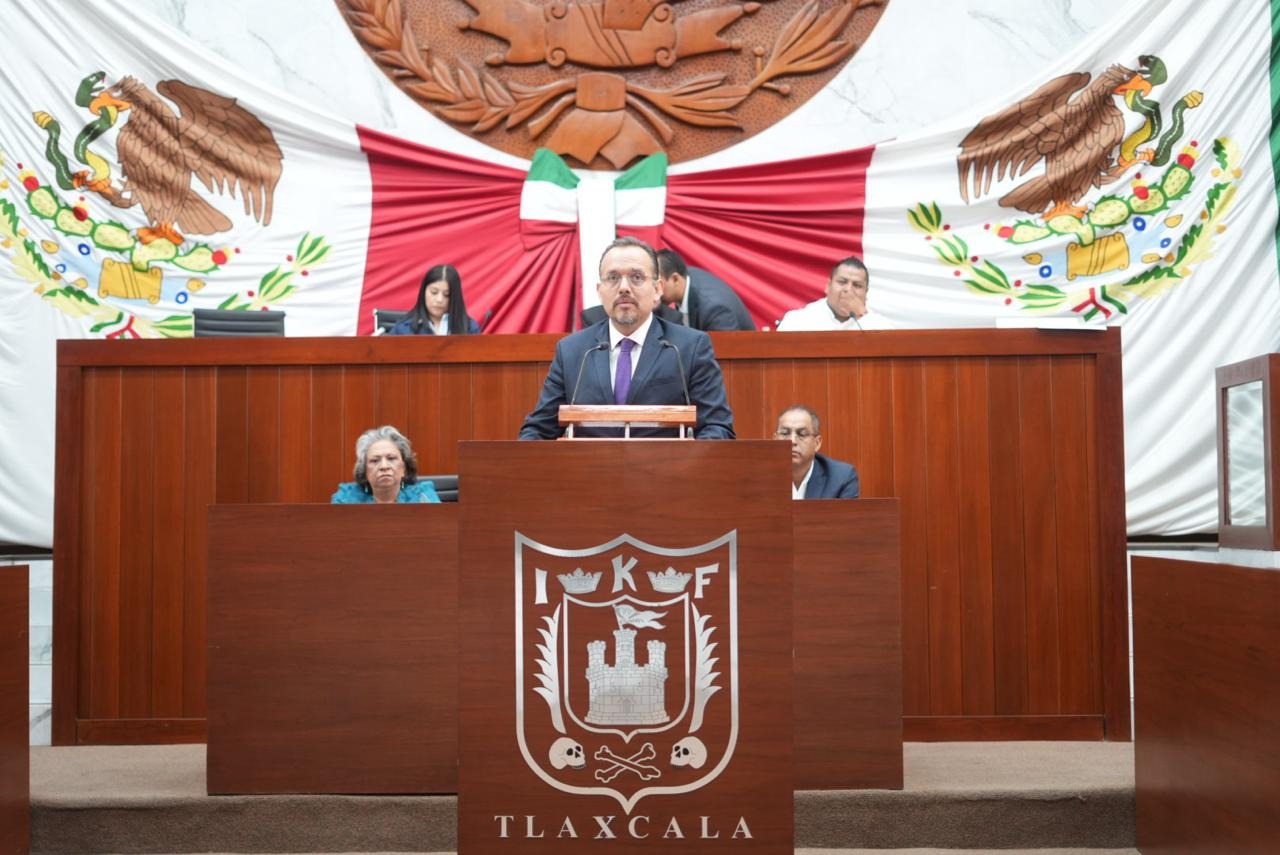 Presenta Cambrón iniciativa para suspender, o en su caso, desaparecer los poderes en Zacatelco