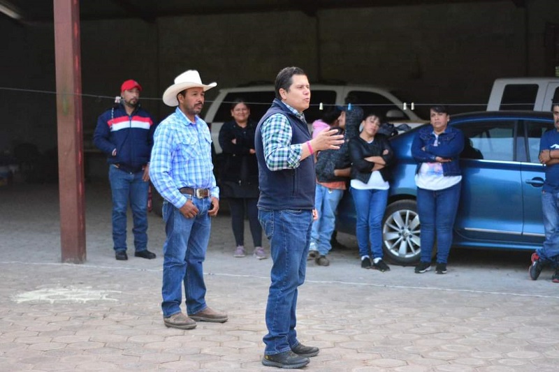 Jorge Rivera tramposo, arranca campaña antes de tiempo porque sueña en ser Presidente Municipal de Tlaxco