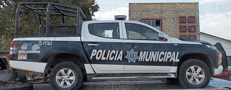 Policía de Zacatelco chupaba tranquilo y que le dan bote