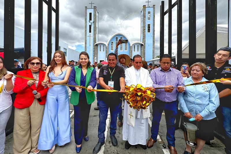 Con alegría y devoción inicia la feria internacional del arte efímero y la dalia Huamantla 2024