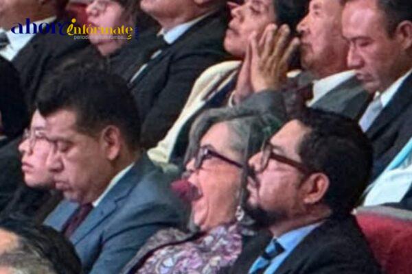 Mensaje de Lorena Cuéllar arrulla a funcionarios dormilones