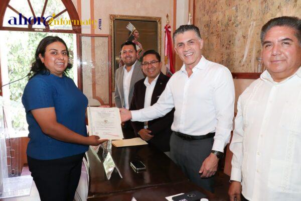 Impulsa Alfonso Sánchez García la profesionalización del servicio público en Tlaxcala Capital
