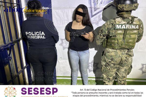 Yajaira quería asaltar panadería y que la detienen esbirros del “patitas de molcajete”