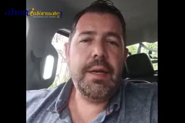 Regidor traidor y llorón, se acusa con el pueblo sabio porque no lo pela el secretario