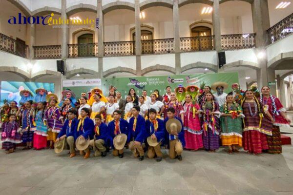 Con acción coordinada entre el ayuntamiento de Tlaxcala y el Congreso local se llevó a cabo el festival folklórico