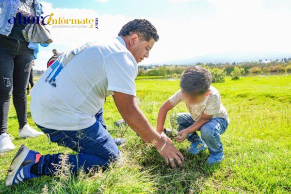 Alcalde Alfonso Sánchez García encabeza jornada de reforestación y convivencia en la laguna de Acuitlapilco