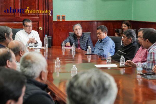 Ayuntamiento de Tlaxcala mantiene comunicación abierta con transportistas en mesa de trabajo