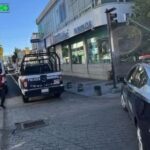 Delincuencia se burla del Patitas de Molcajete tras asaltar farmacia a una cuadra de la Presidencia Municipal