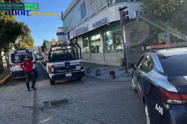 Delincuencia se burla del Patitas de Molcajete tras asaltar farmacia a una cuadra de la Presidencia Municipal