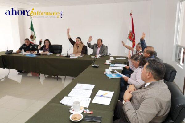 Unidad y trabajo pide Blanca Ángulo a artesanos