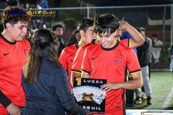 Espectacular final del Torneo de Fut7 en Tlaxco