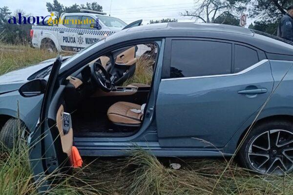 Policía Municipal de Tlaxco recupera vehículo robado