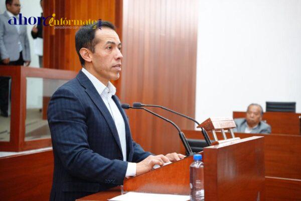 Propone Bladimir Zainos armonizar la Constitución local con la Federal en materia de no reelección y nepotismo electoral
